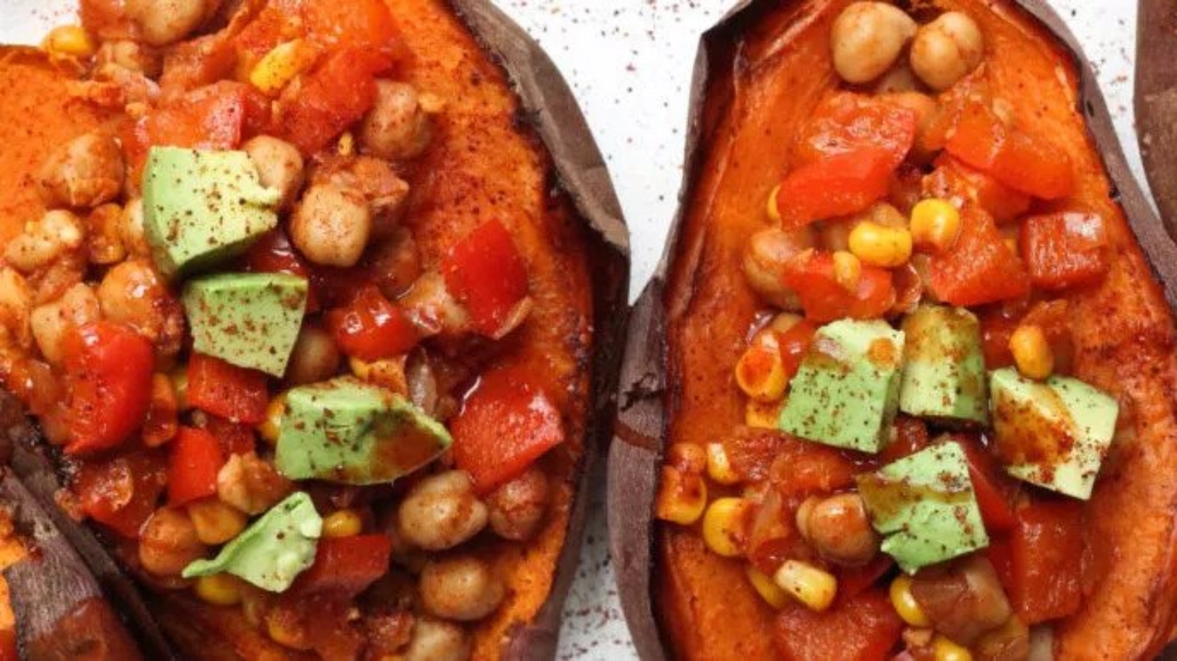Baked-Sweet-Potatoes-Stuffed-with-Chickpea-Chili
