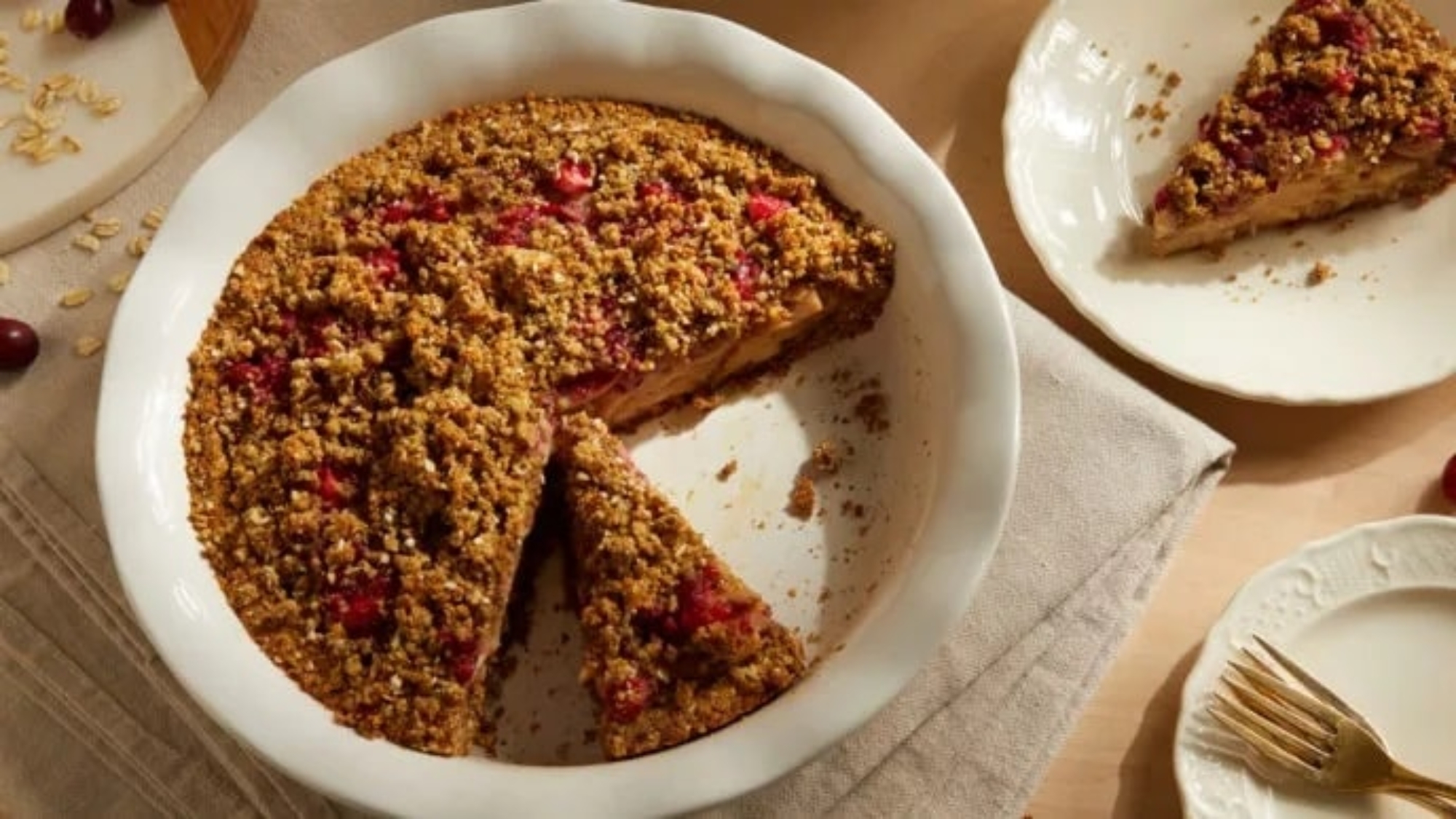 Cranberry-pear Crumble Pie