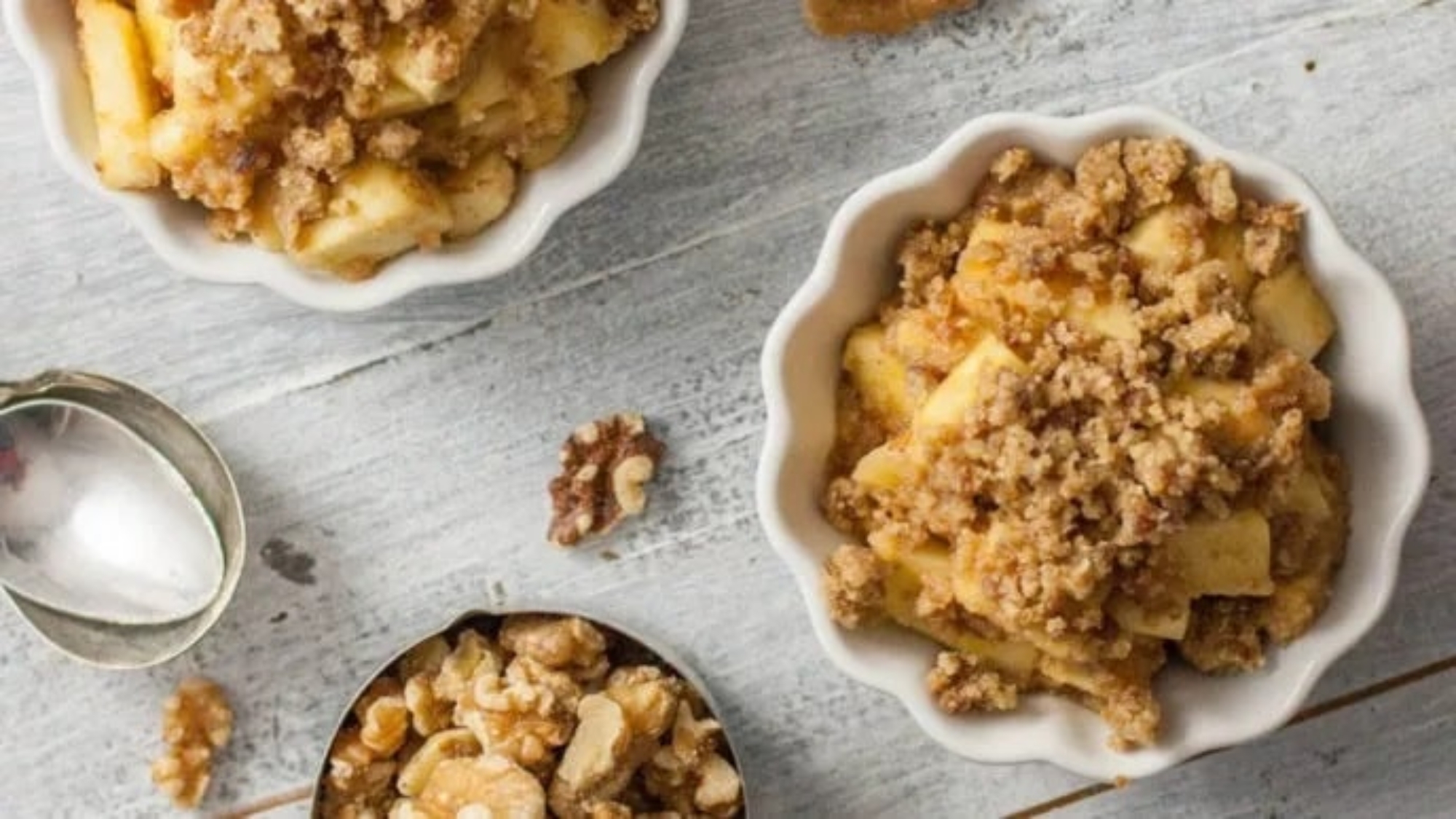 Raw Apple Crumble