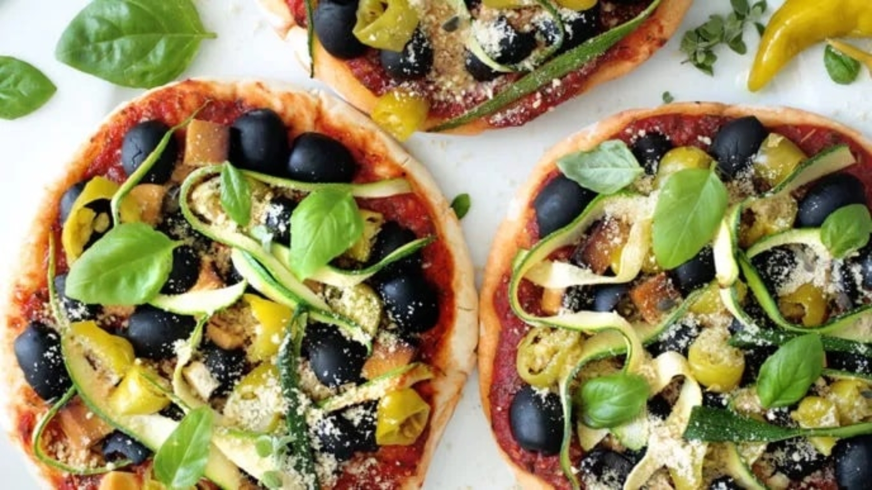 Simple Vegan Pita Pizzas