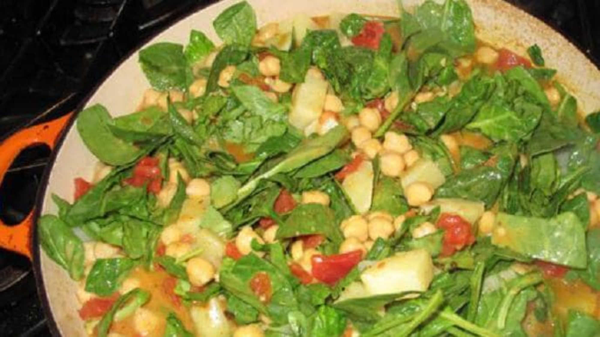 Green Curry Chickpeas With Spinach