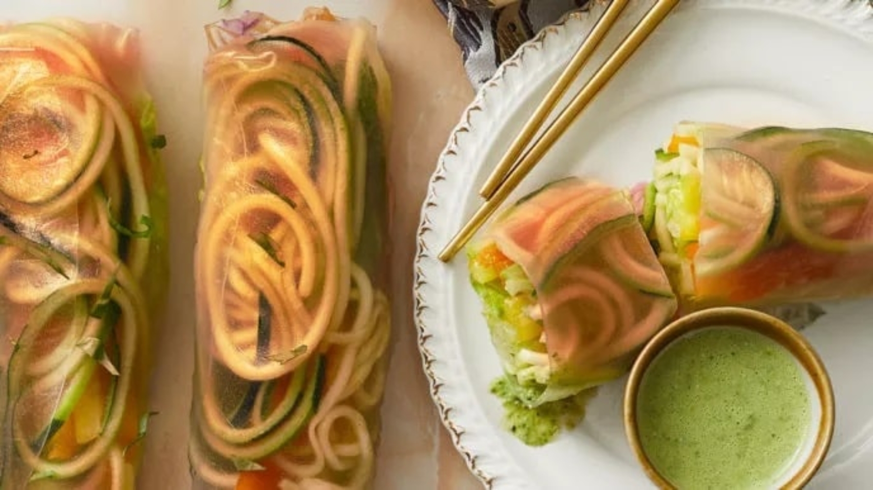 Zoodle Rolls with Pesto Sauce
